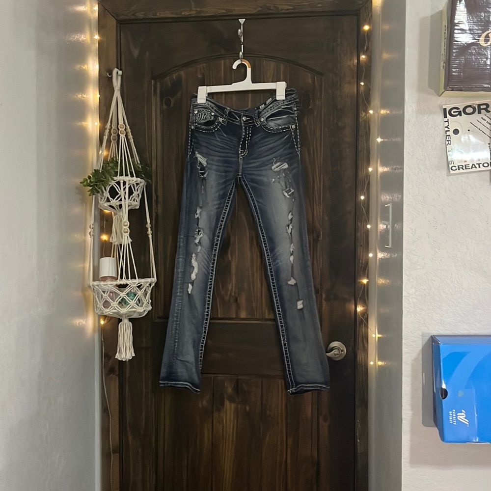 Miss Me skinny jeans!